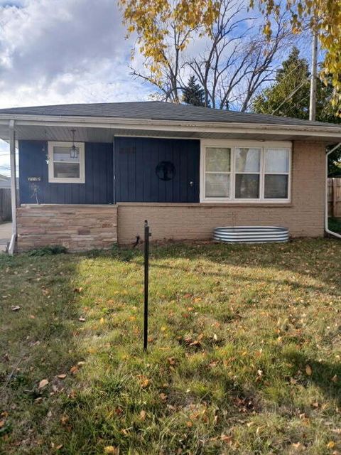 Photo of 2112 Virginia St, Racine, WI 53405 (MLS # 1941599)