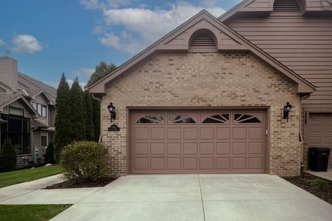 Photo of 7515 W Mallory Way, Franklin, WI 53132 (MLS # 1916570)