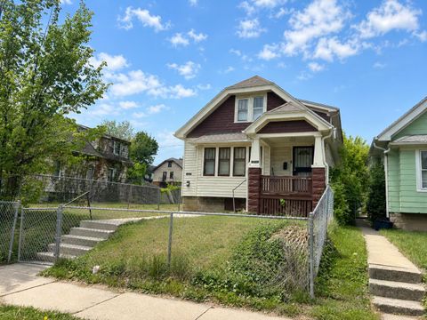Photo of 4641 N 29th St, Milwaukee, WI 53209 (MLS # 1963275)