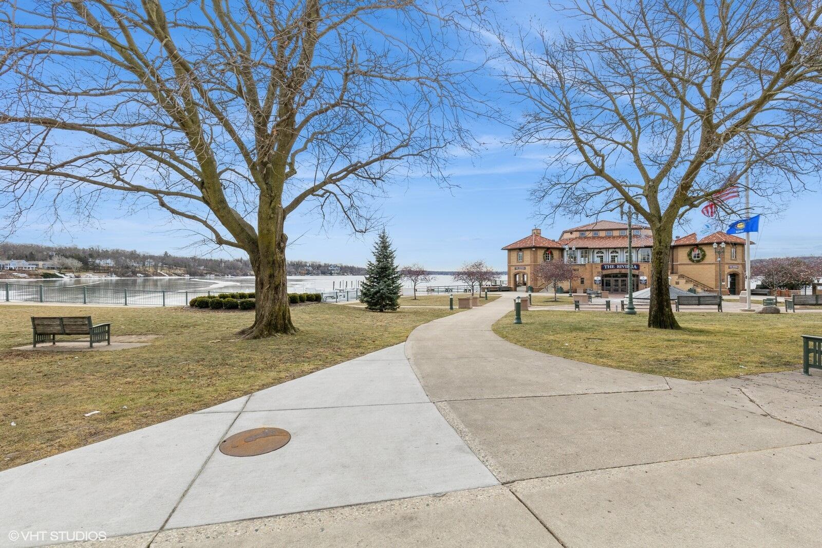 Lake Geneva, Wisconsin 53147, United States, ,Residential,Pending,23534