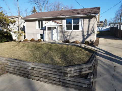 Photo of 6617 236th Ave, Paddock Lake, WI 53168 (MLS # 1947620)