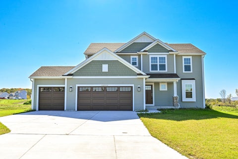 Photo of W194N15744 East Gate Ct, Jackson, WI 53037 (MLS # 1985536)