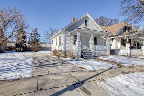 Photo of 1567 S 83rd St, West Allis, WI 53214 (MLS # 1950192)