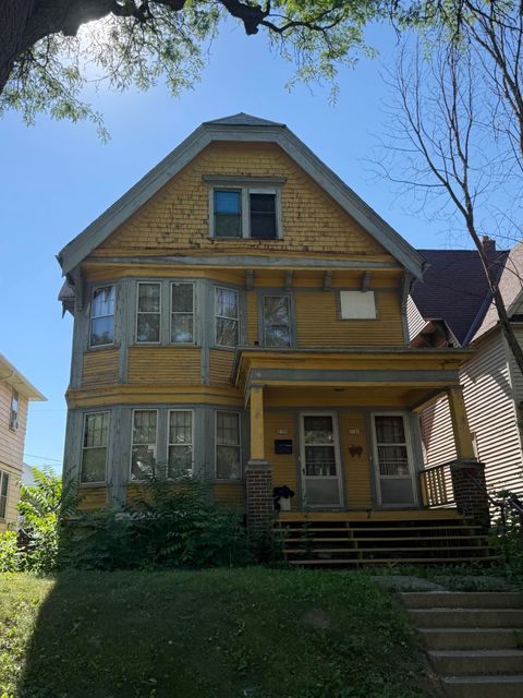 Photo of 2139 N 40th St, Milwaukee, WI 53208 (MLS # 1971517)