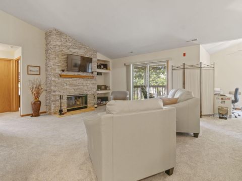 Photo of 9302 W Loomis Rd, Franklin, WI 53132 (MLS # 1928841)