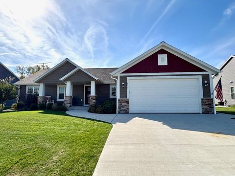 Photo of 8425 Westminster Dr, Sturtevant, WI 53177 (MLS # 1948901)