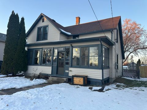 Photo of 136 Gould St, Beaver Dam, WI 53916 (MLS # 1945626)