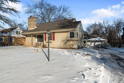 Photo of 3930 W Portage St, Milwaukee, WI 53209 (MLS # 1948918)