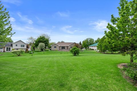 Photo of 376 Minde Ct, Holland, WI 54130 (MLS # 1964035)