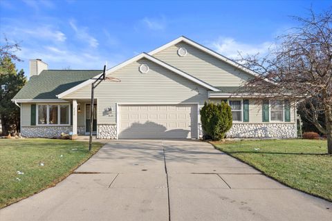Photo of 7170 S Countryside Dr, Franklin, WI 53132 (MLS # 1948695)