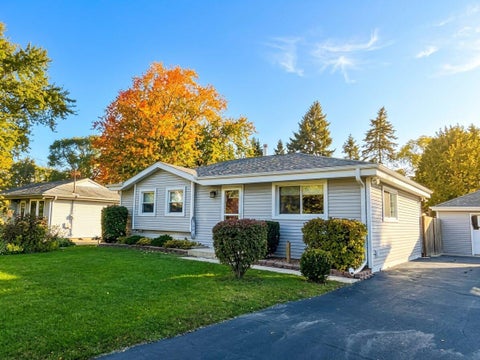 Photo of 438 8th Pl, Somers, WI 53140 (MLS # 1985990)