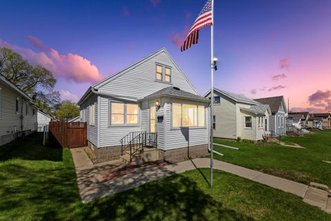 Photo of 2528 S 17TH St, La Crosse, WI 54601 (MLS # 1959393)
