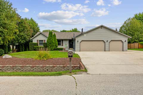 Photo of 4023 N 52nd St, Sheboygan, WI 53083 (MLS # 1976497)