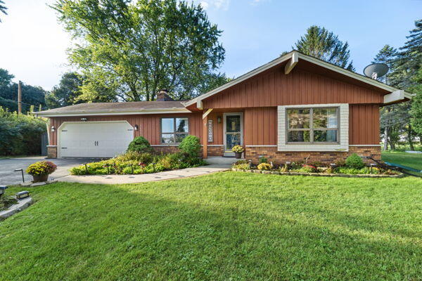 3606 E NORPORT DR, PORT WASHINGTON, WI 53074 - Image 3676e8a35d73edbd2f670278ac37d6db/4004920788
