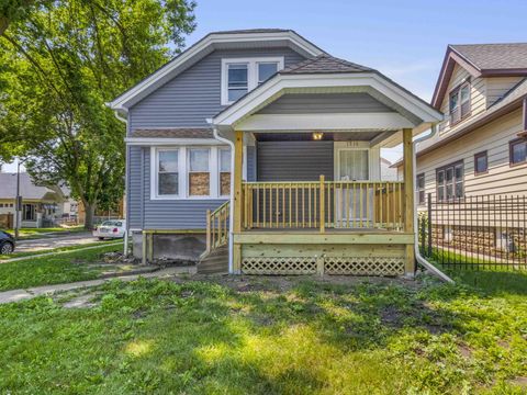 1701 W Keefe Ave, Milwaukee, WI 53206 - #: 1925800