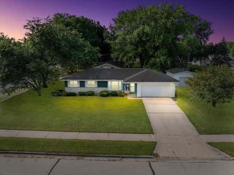 Photo of 309 Braatz Dr, Kewaskum, WI 53040 (MLS # 1975490)