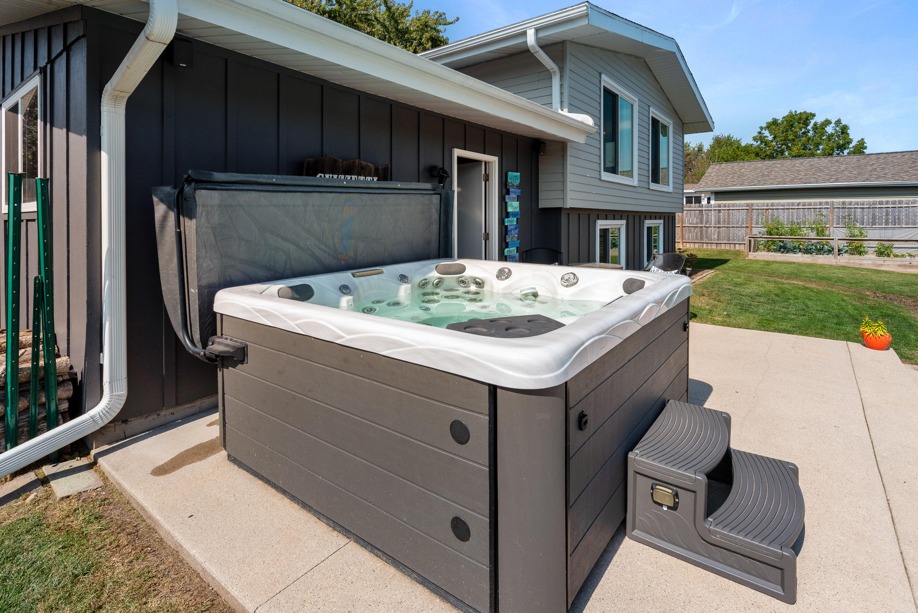 Belgium, Wisconsin 53004, United States, 4 Bedrooms Bedrooms, ,2 BathroomsBathrooms,Residential,Active,229954