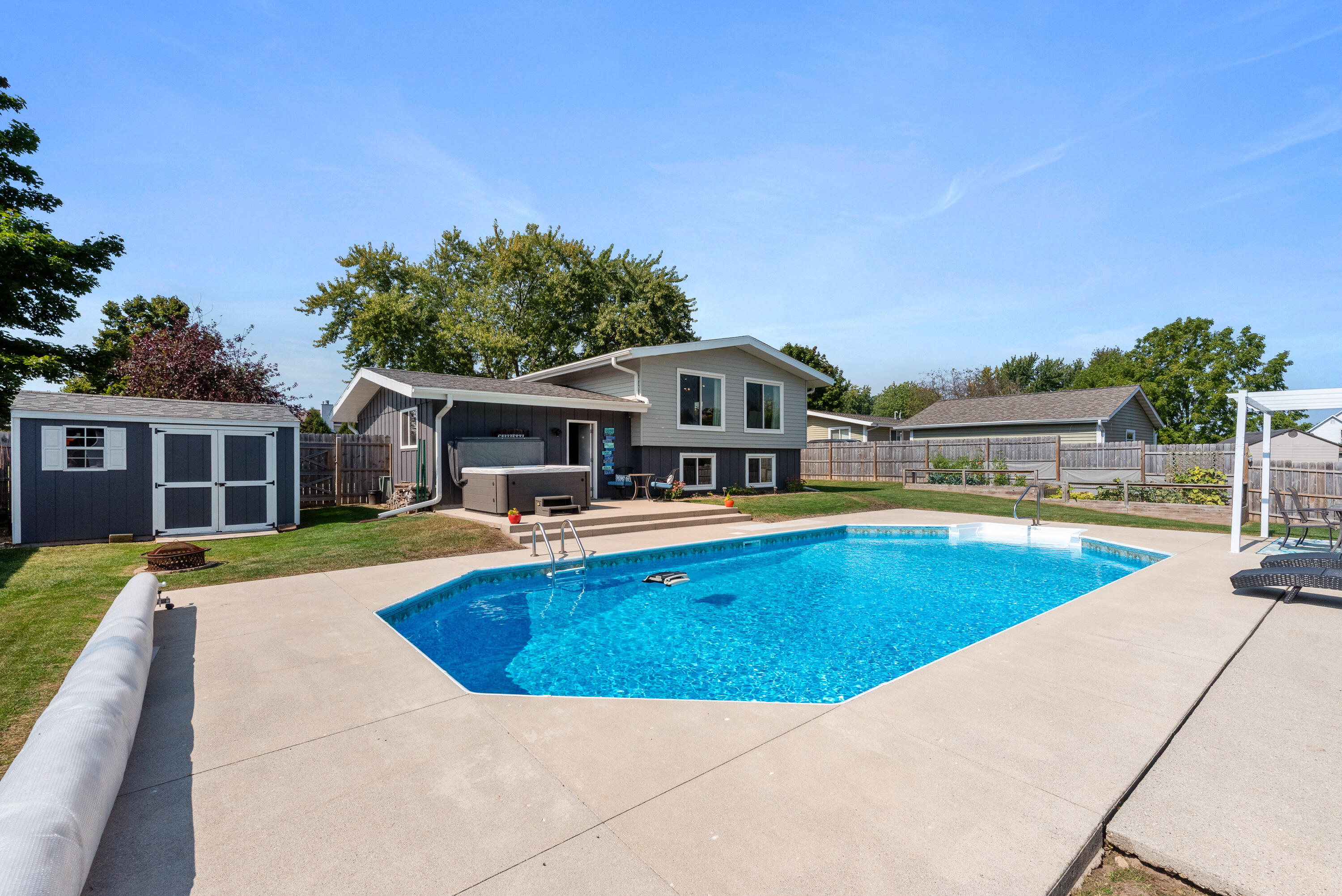 Belgium, Wisconsin 53004, United States, 4 Bedrooms Bedrooms, ,2 BathroomsBathrooms,Residential,Active,229954