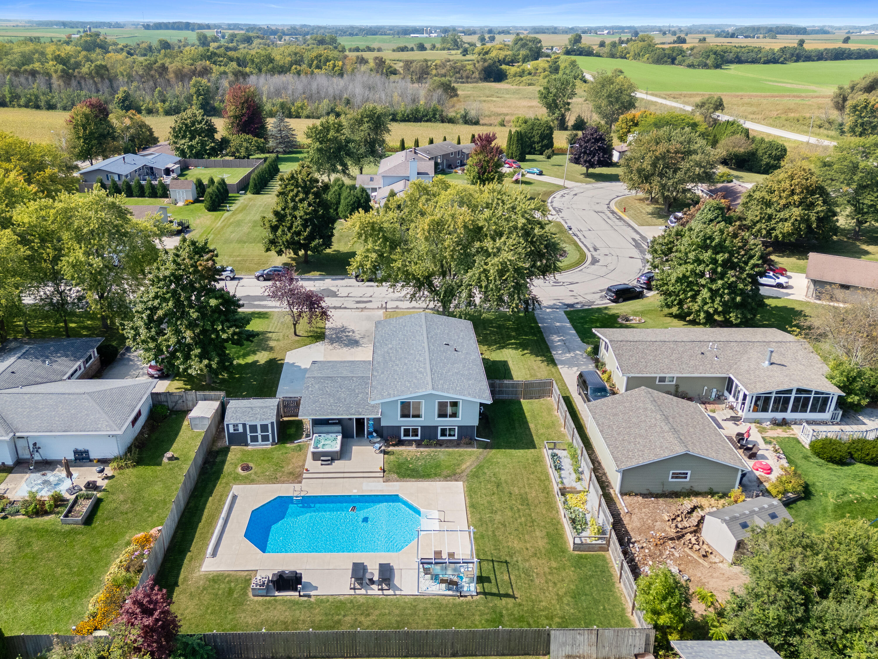 Belgium, Wisconsin 53004, United States, 4 Bedrooms Bedrooms, ,2 BathroomsBathrooms,Residential,Active,229954