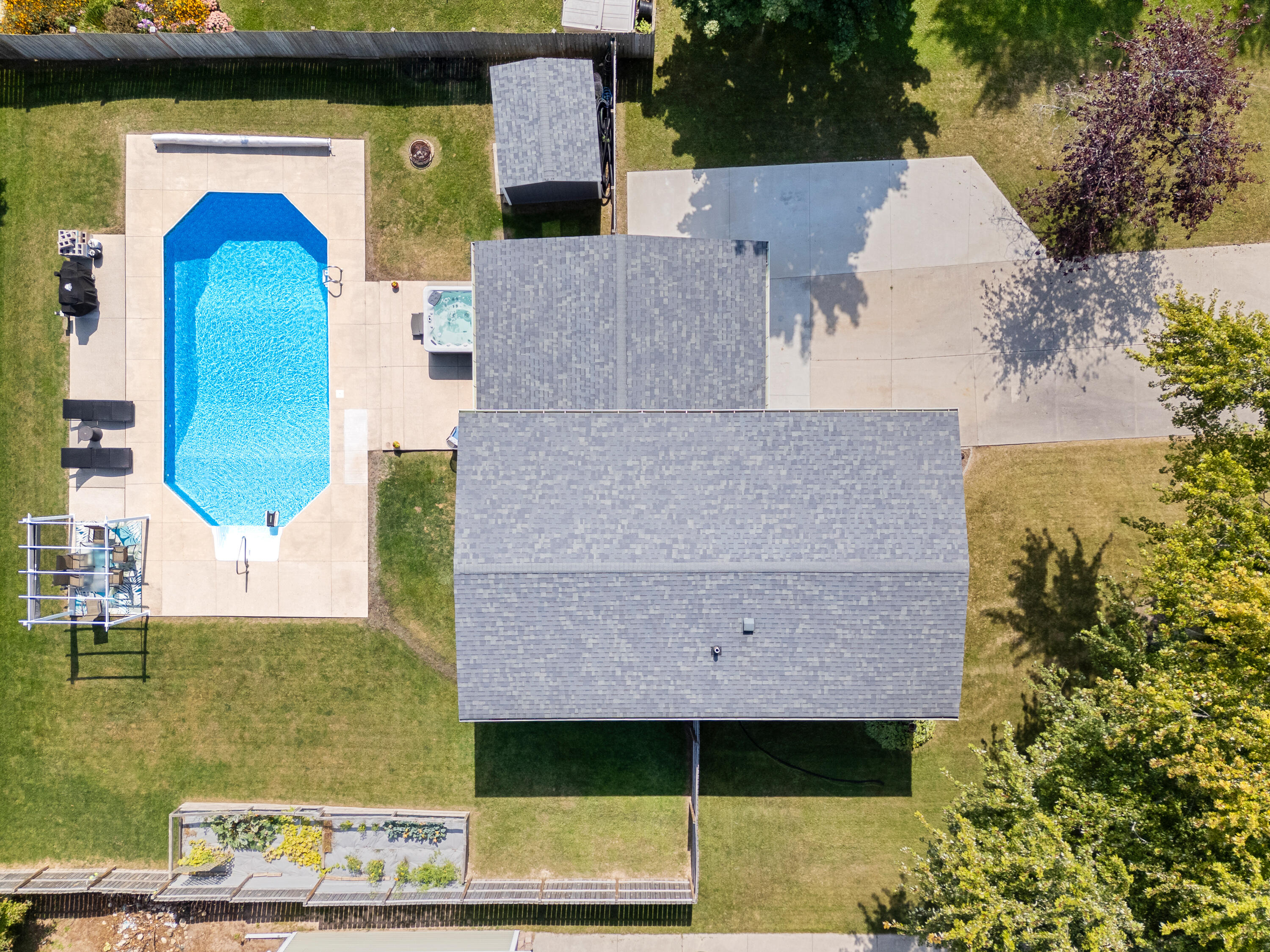 Belgium, Wisconsin 53004, United States, 4 Bedrooms Bedrooms, ,2 BathroomsBathrooms,Residential,Active,229954