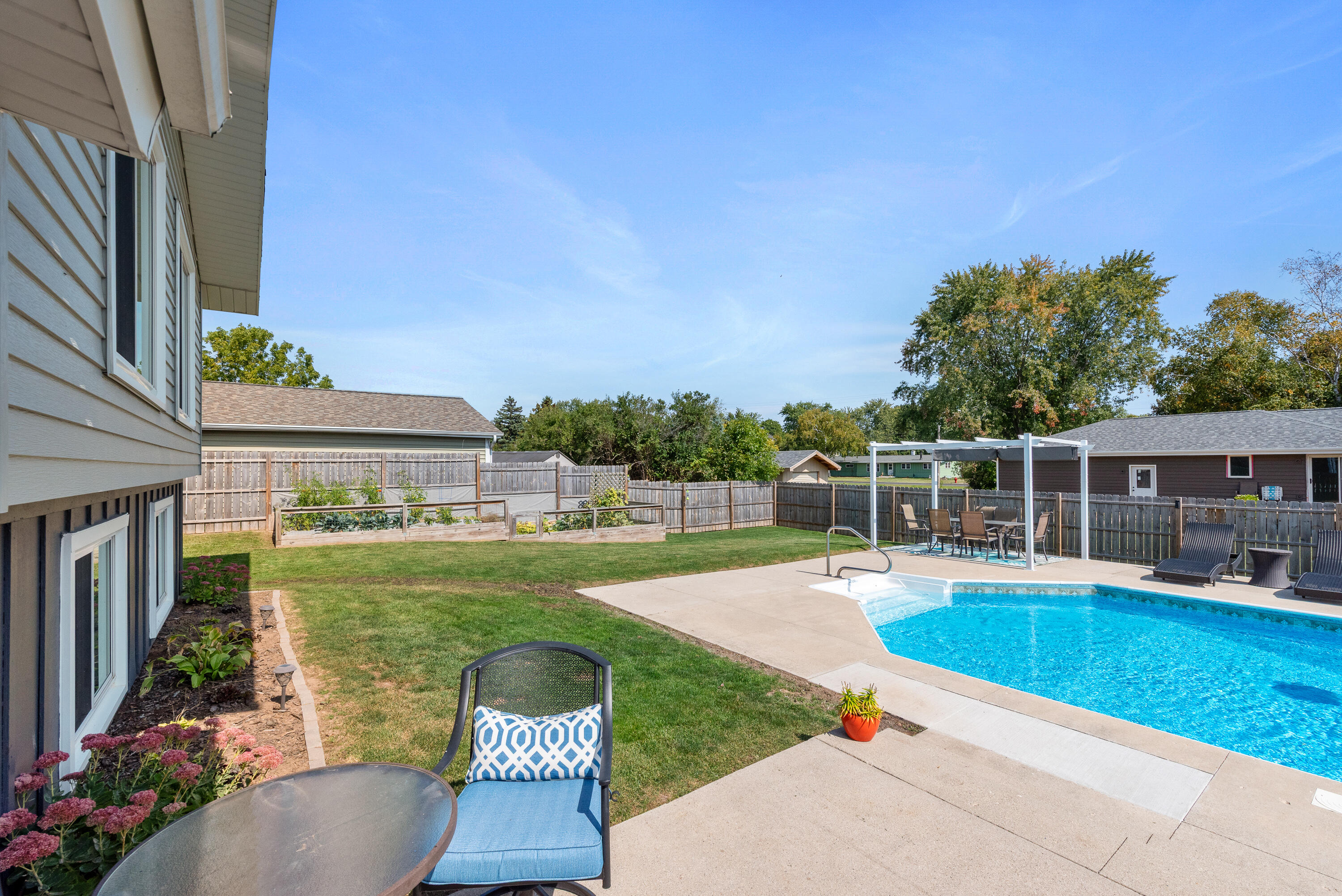 Belgium, Wisconsin 53004, United States, 4 Bedrooms Bedrooms, ,2 BathroomsBathrooms,Residential,Active,229954