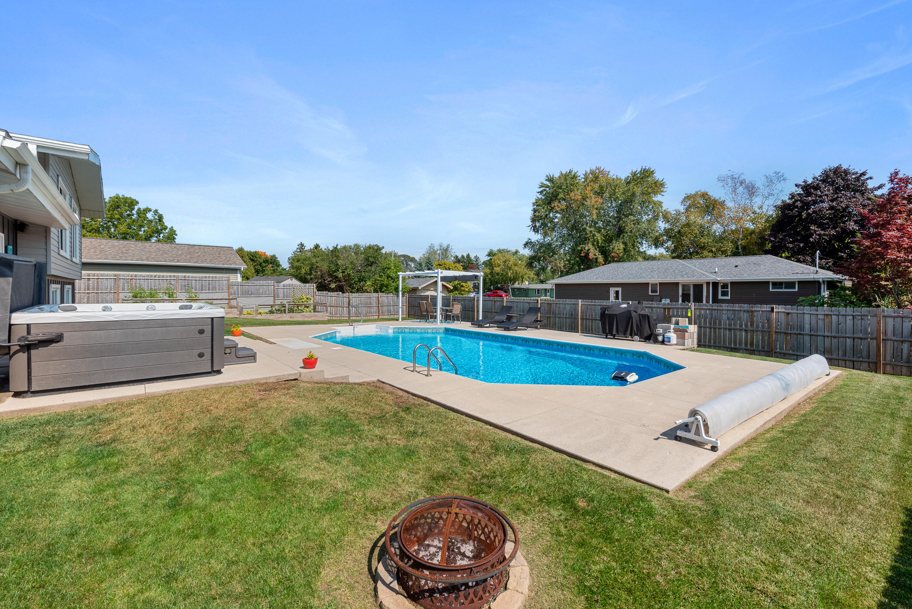 Belgium, Wisconsin 53004, United States, 4 Bedrooms Bedrooms, ,2 BathroomsBathrooms,Residential,Active,229954