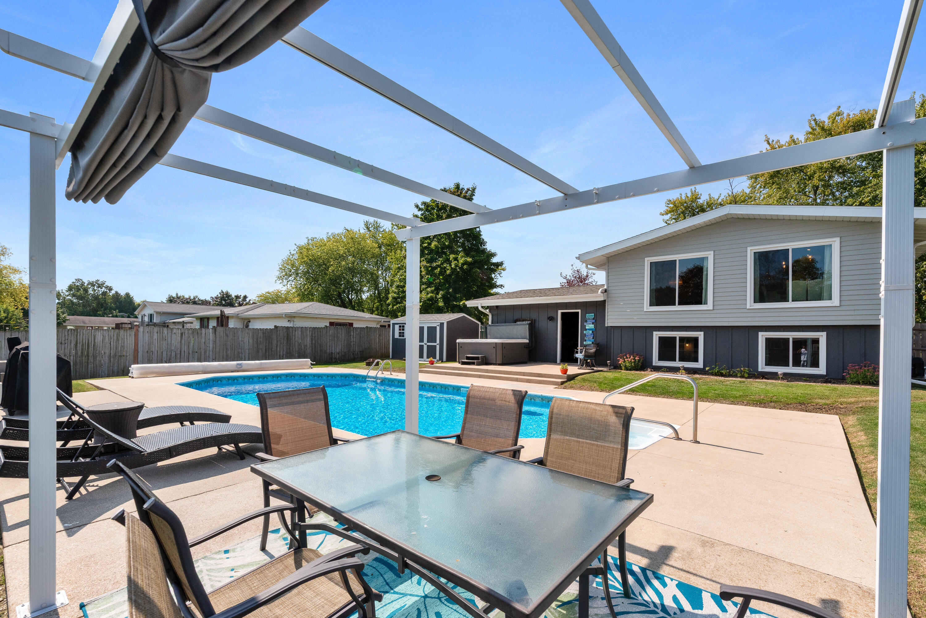 Belgium, Wisconsin 53004, United States, 4 Bedrooms Bedrooms, ,2 BathroomsBathrooms,Residential,Active,229954