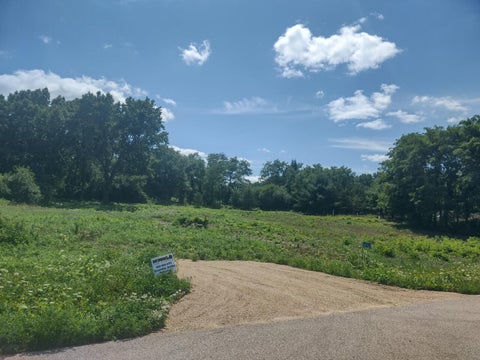 Photo of W2765 Apple Ln, Brooklyn, WI 54941 (MLS # 1976430)