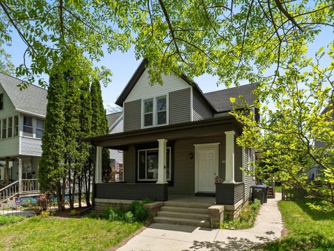 Photo of 1823 N 7th St, Sheboygan, WI 53081 (MLS # 1972005)