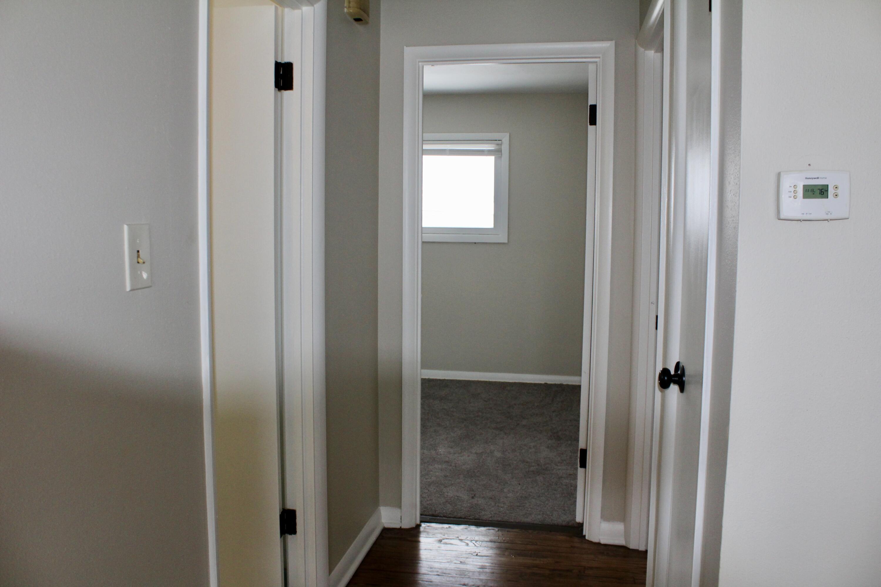 Milwaukee, Wisconsin 53225, United States, 2 Bedrooms Bedrooms, ,1 BathroomBathrooms,Residential,Active,3614