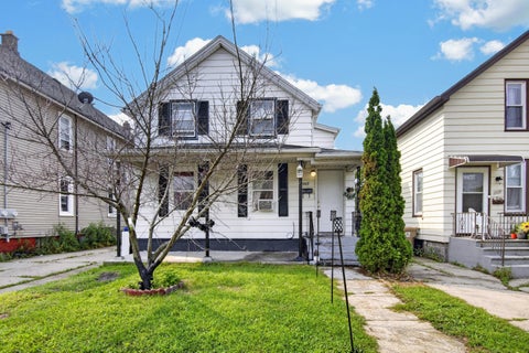 Photo of 1007 43rd St, Kenosha, WI 53140 (MLS # 1975674)