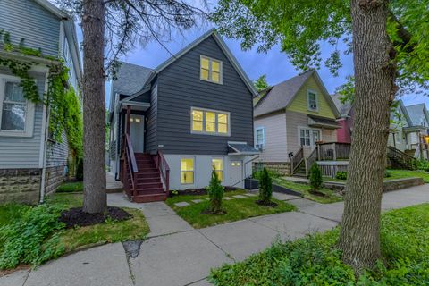 Photo of 2833 N Weil St, Milwaukee, WI 53212 (MLS # 1933765) Photo of 2833 N Weil St, Milwaukee, WI 53212 (MLS # 1933765)