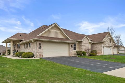 Photo of 3228 W Villa Dr, Franklin, WI 53132 (MLS # 1916091)