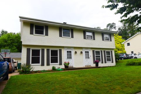 N39W5483 Wilshire Dr, Cedarburg, WI 53012 - #: 1930636