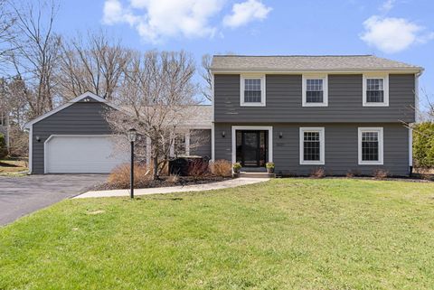 Photo of 11227 N Bobolink Ln, Mequon, WI 53092 (MLS # 1957875)