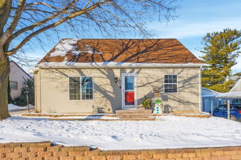 Photo of 1920 Pleasant Ave, New Holstein, WI 53061 (MLS # 1948604)