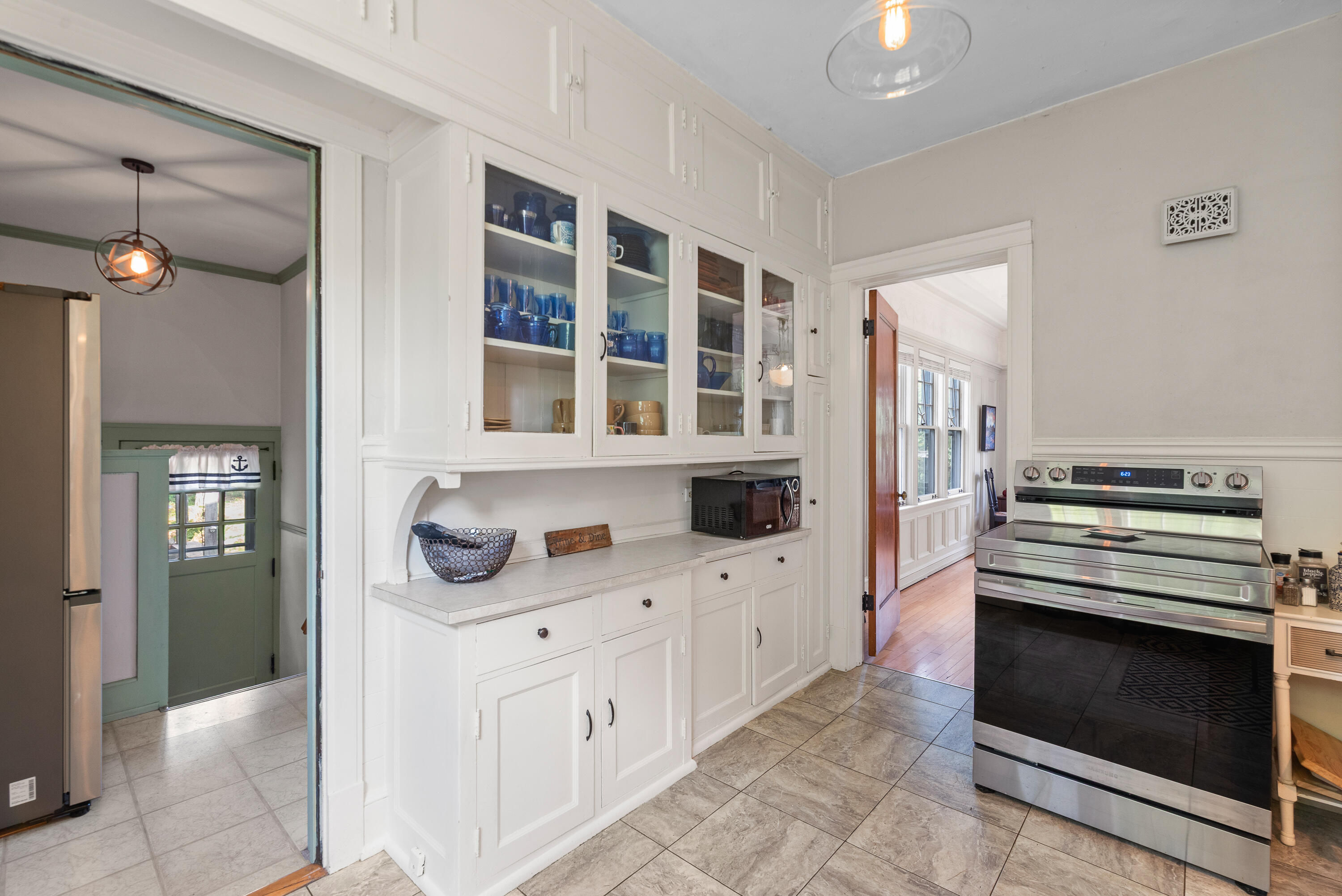 Port Washington, Wisconsin 53074, United States, 3 Bedrooms Bedrooms, ,2 BathroomsBathrooms,Residential,Active,209946