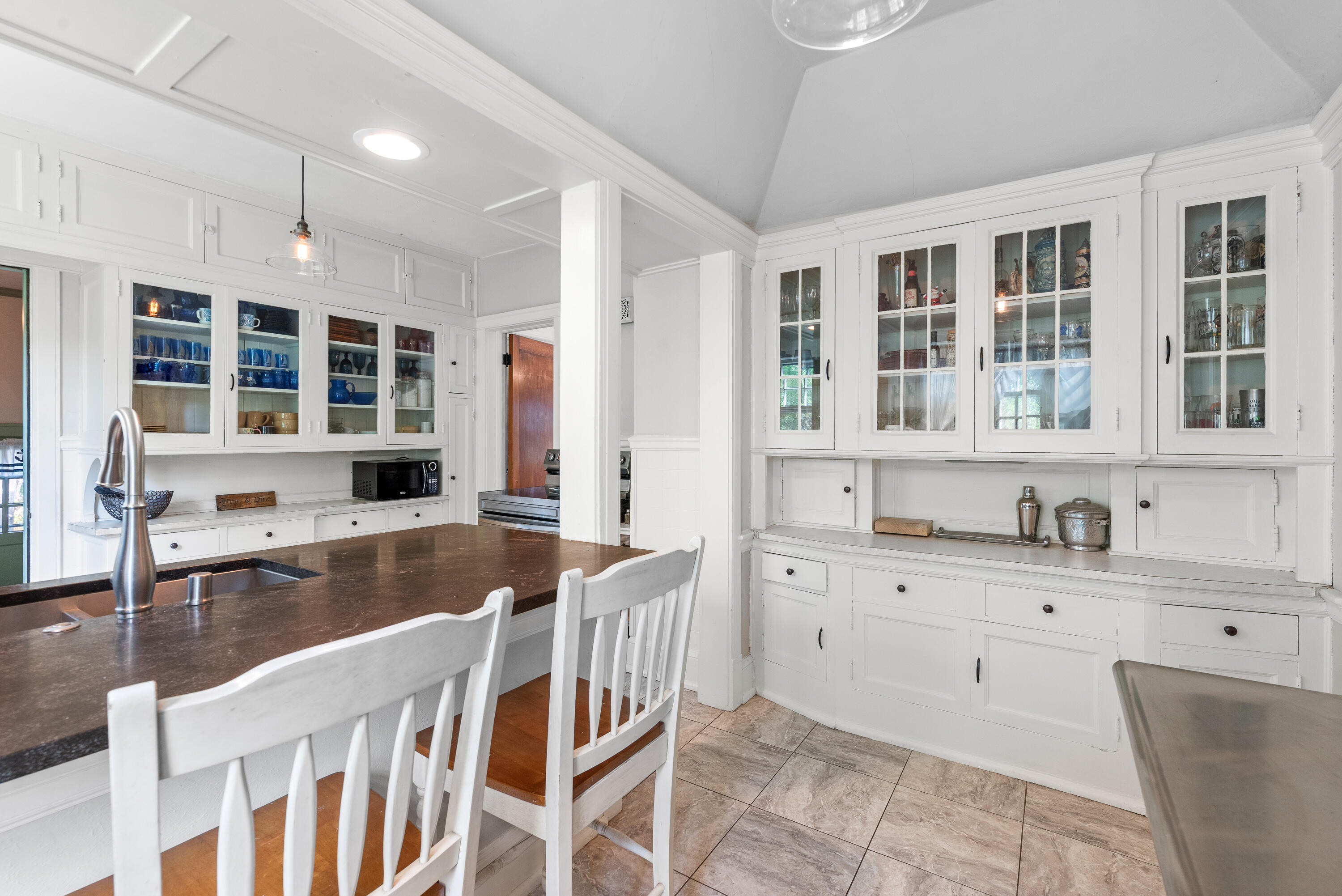 Port Washington, Wisconsin 53074, United States, 3 Bedrooms Bedrooms, ,2 BathroomsBathrooms,Residential,Active,209946