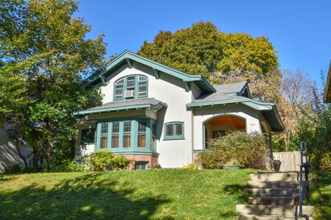 Photo of 2226 E Newton Ave, Shorewood, WI 53211 (MLS # 1941866)
