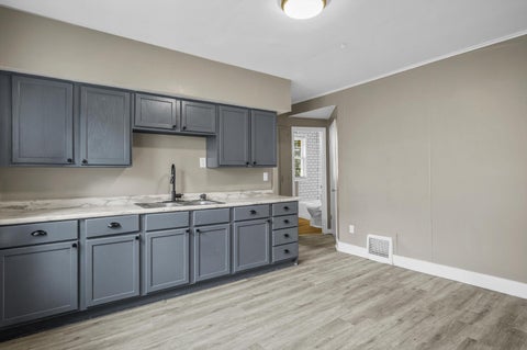 Photo of 5061 N 32nd St, Milwaukee, WI 53209 (MLS # 1976933)