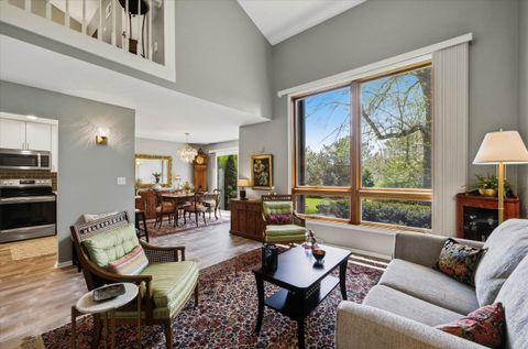 Photo of 12810 N Colony Dr, Mequon, WI 53097 (MLS # 1969043)