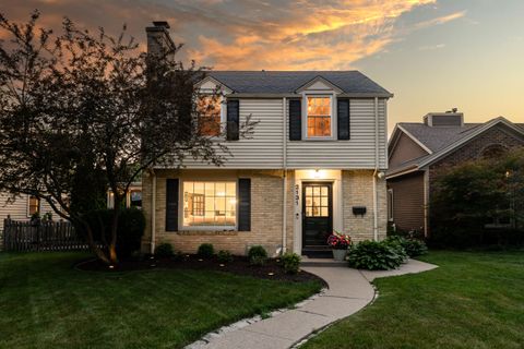 Photo of 2131 N 91st St, Wauwatosa, WI 53226 (MLS # 1964207)