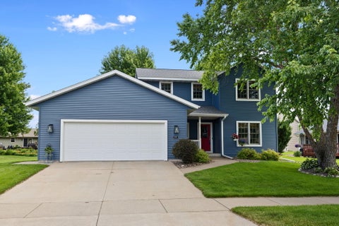 Photo of 912 Silver Dr, Holmen, WI 54636 (MLS # 1968799)