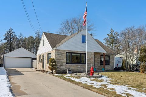 Photo of 233 N Dries St, Saukville, WI 53080 (MLS # 1950602)