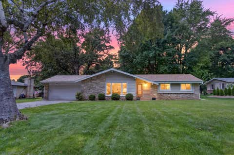 Photo of 3830 Lakeview Dr, Mount Pleasant, WI 53403 (MLS # 1976291)