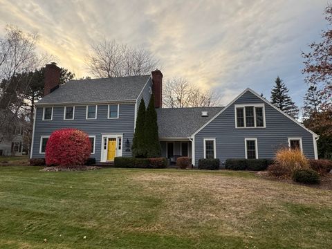 Photo of 9719 N Lamplighter Ln, Mequon, WI 53092 (MLS # 1945087)