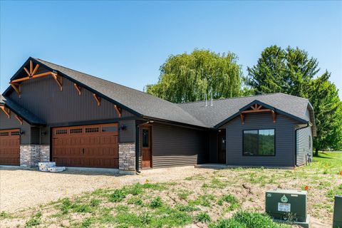 Photo of 414 N Washington St, Viola, WI 54664 (MLS # 1965127)