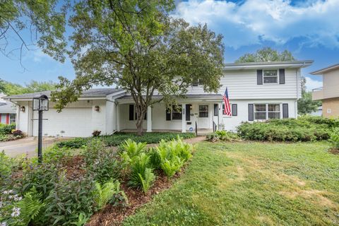 Photo of 2828 N 122nd St, Wauwatosa, WI 53222 (MLS # 1966650)