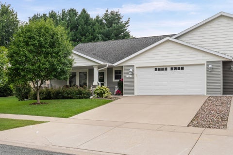 Photo of 264 Crestwood Ln, Onalaska, WI 54650 (MLS # 1975847)