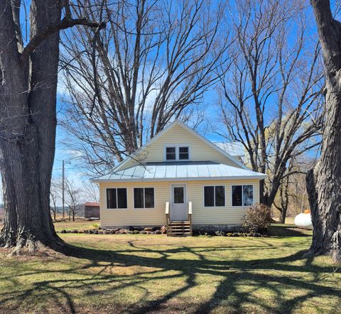 Photo of 4431 Canyon Ave, Little Falls, WI 54656 (MLS # 1958244)